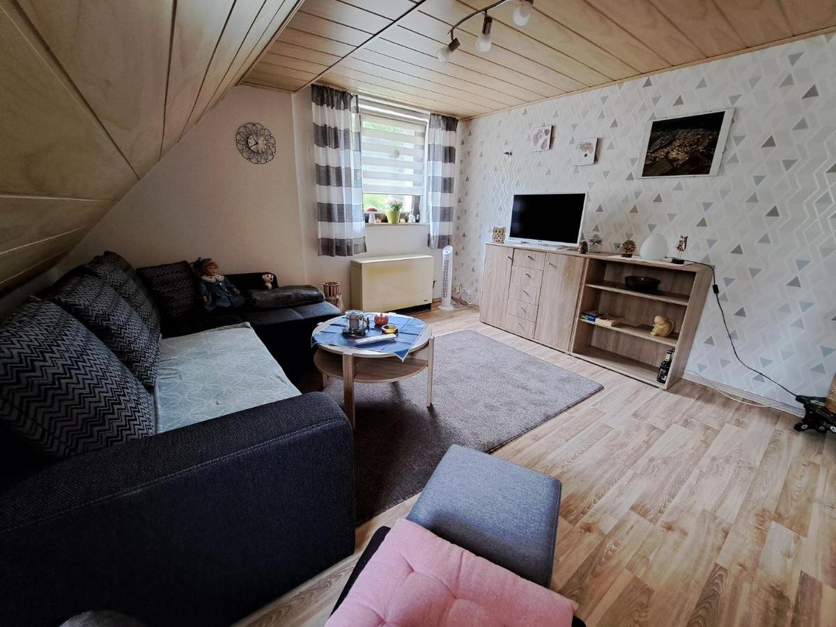Ferienwohnung Sonja Mit Garten Und Freisitz Steinwiesen Екстериор снимка
