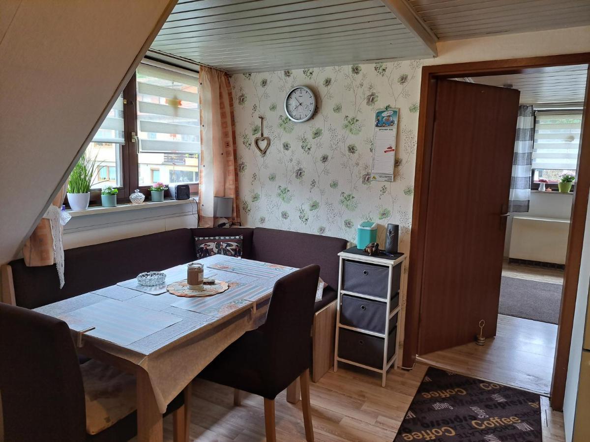 Ferienwohnung Sonja Mit Garten Und Freisitz Steinwiesen Екстериор снимка